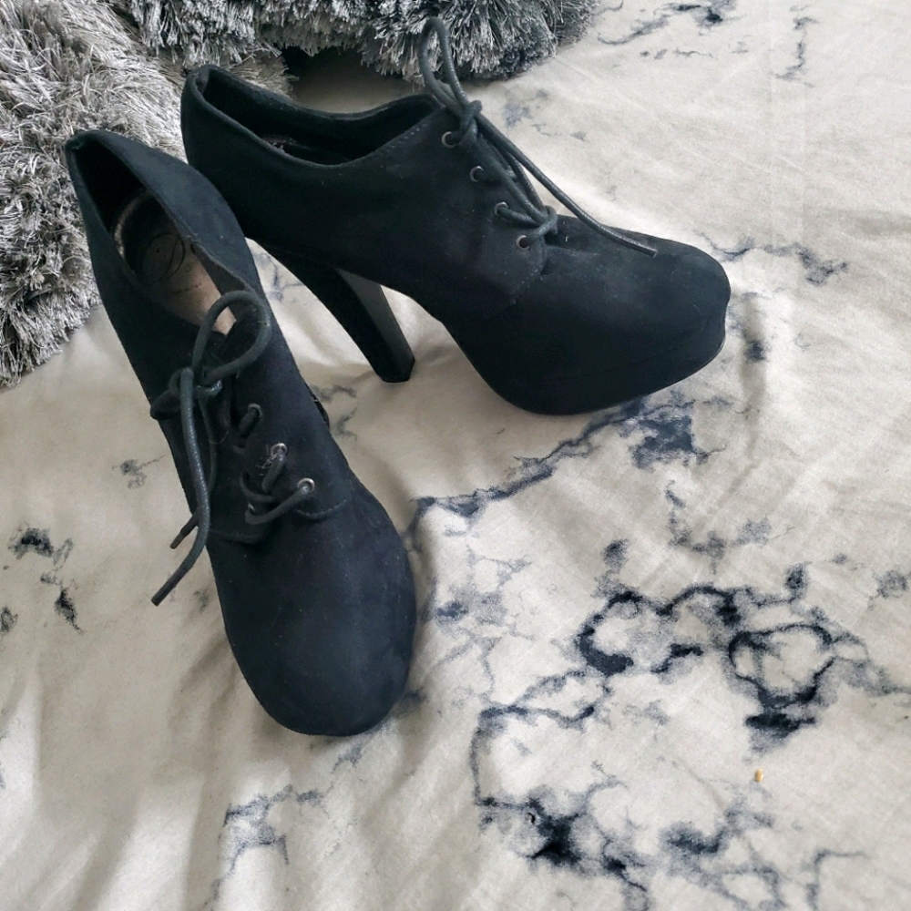 Black heels